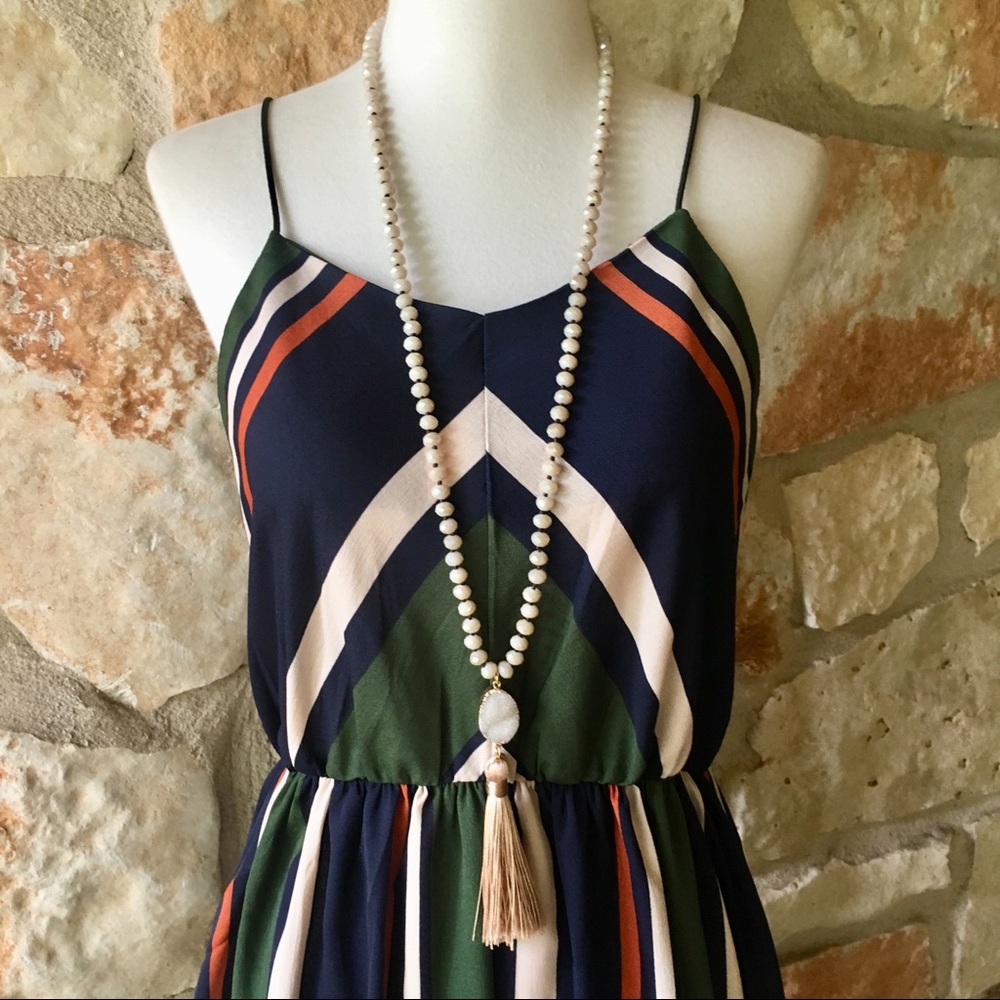 Anthropologie Spring Forward Druzy Quartz Necklace - Picture 4 of 7